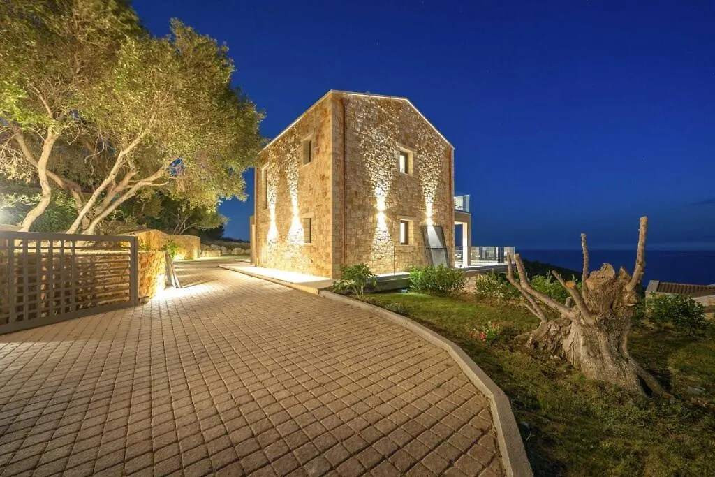 Echos Villa アルゴストリオン ギリシャ